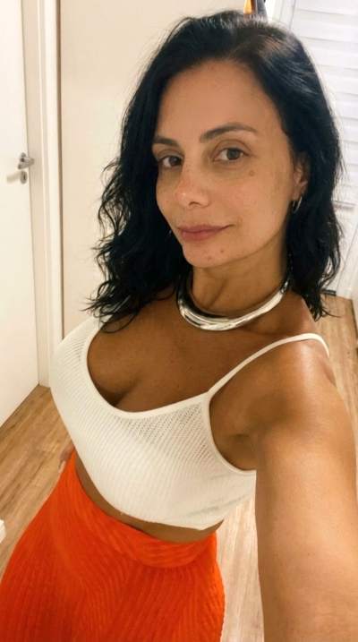 chat rencontre - Albi - Bureau vide le soir, Ruth 35 ans cherche tchat coquin à Albi