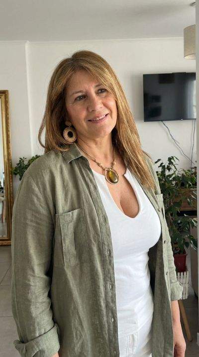 chat rencontre - Narbonne - Évelyne à Narbonne, 50 ans, veut un vrai tchat rencontre sexe sans prise de tête