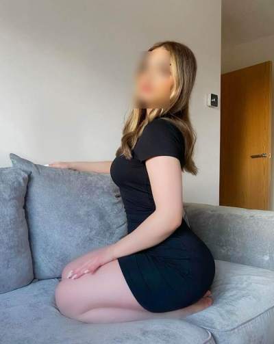 chat rencontre - Saint-Étienne-du-Rouvray - Ose me parler si tu supportes une coquine timide à Saint-Étienne